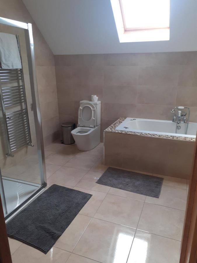Nobber Single Or Twin Room In Lovely Country Residence מראה חיצוני תמונה